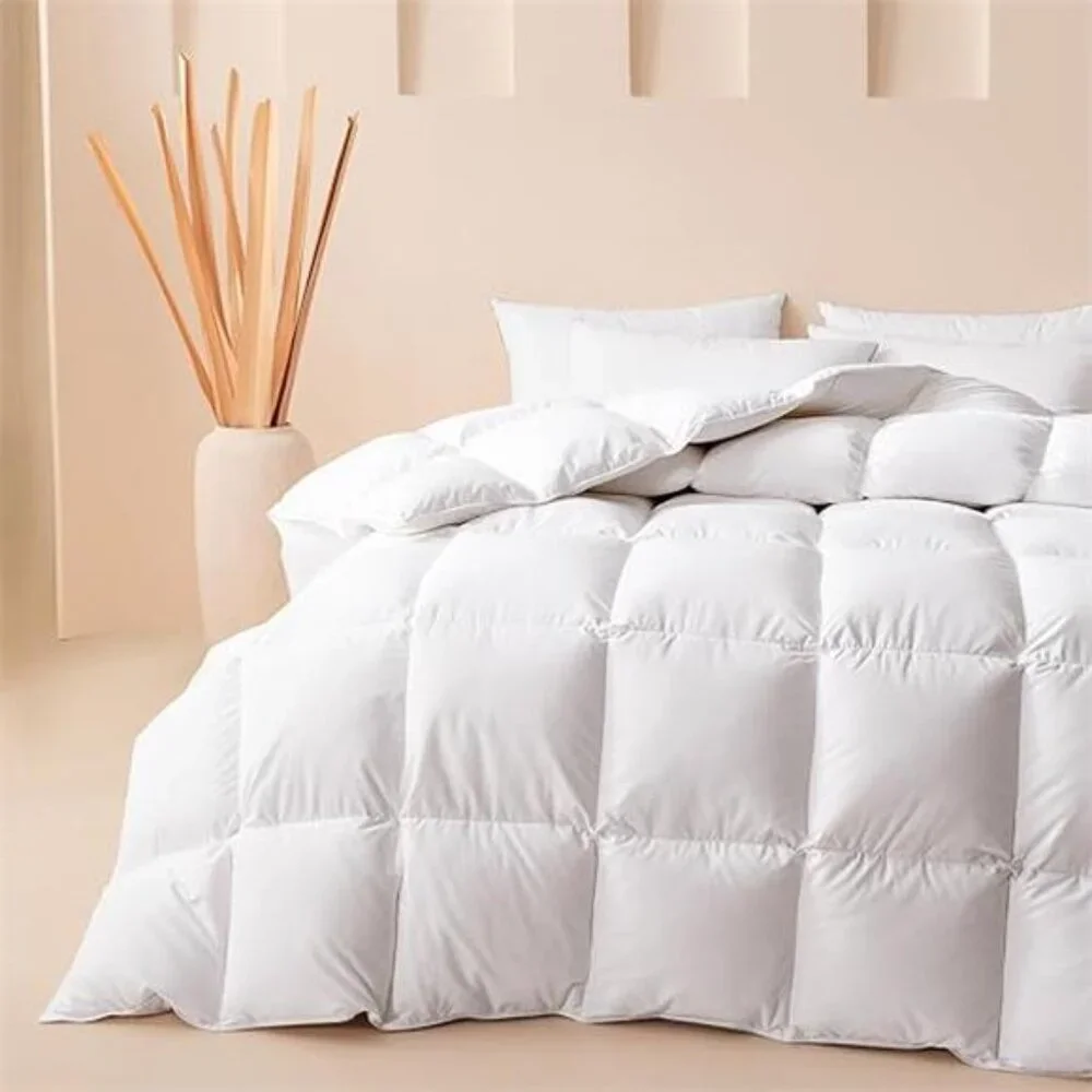 Queen Size Feather Down Fiber Comforter Ultra Fluffy Duvet Insert